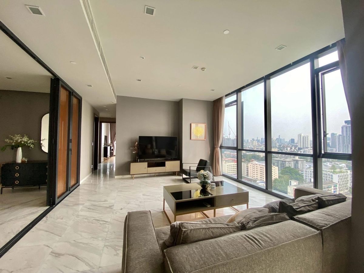 ให้เช่าคอนโดสุขุมวิท อโศก ทองหล่อ : ให้เช่าคอนโดThe Monument Thonglo คอนโดระดับ Super Luxury

125 ตรม. 2 ห้องนอน 3 ห้องน้ำ ชั้น16
