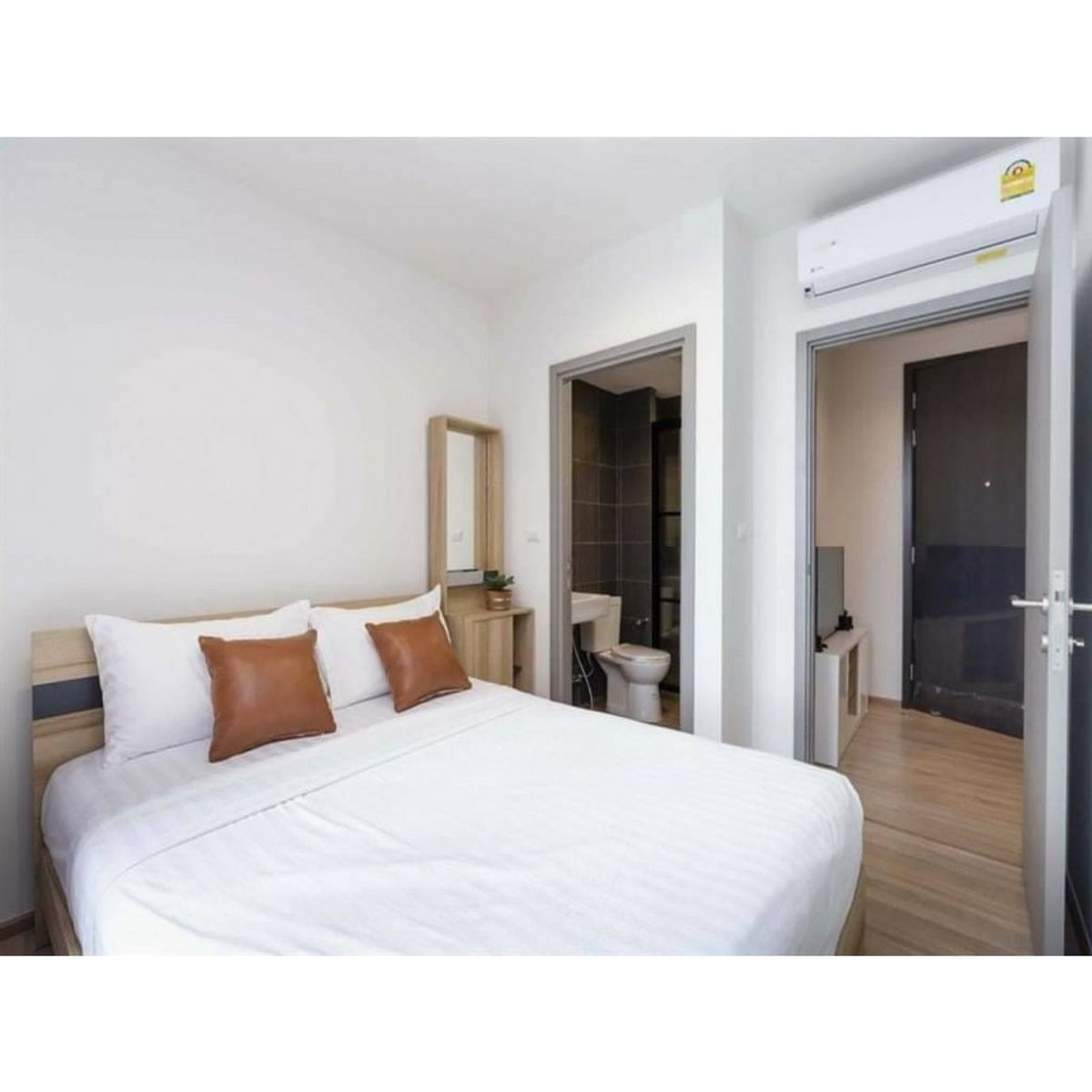 For SaleCondoRama9, Petchburi, RCA : P-93517 🏢Condo for sell The BASE Garden Rama 9 fully furnished.