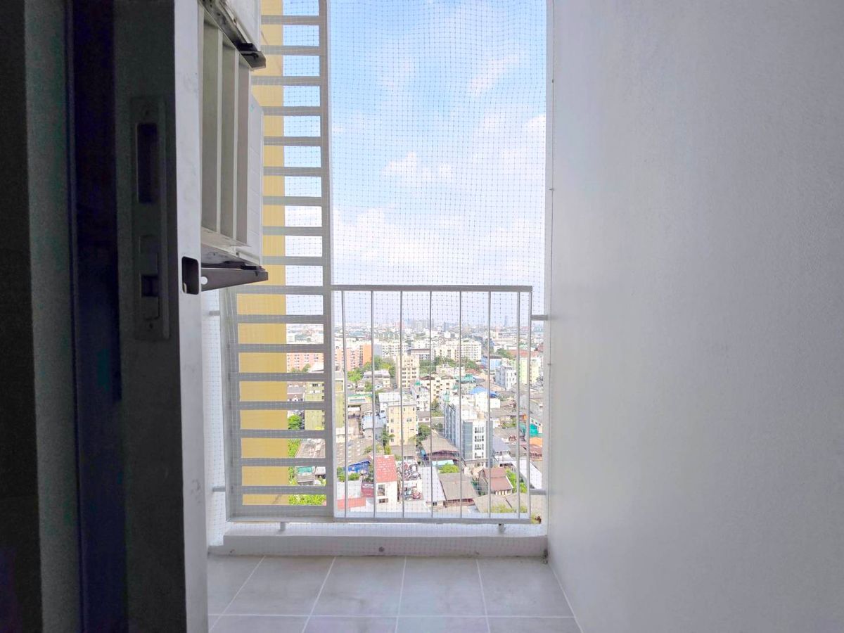 For SaleCondoRatchadapisek, Huaikwang, Suttisan : Anyone looking for a condo in the heart of a city that is not just 