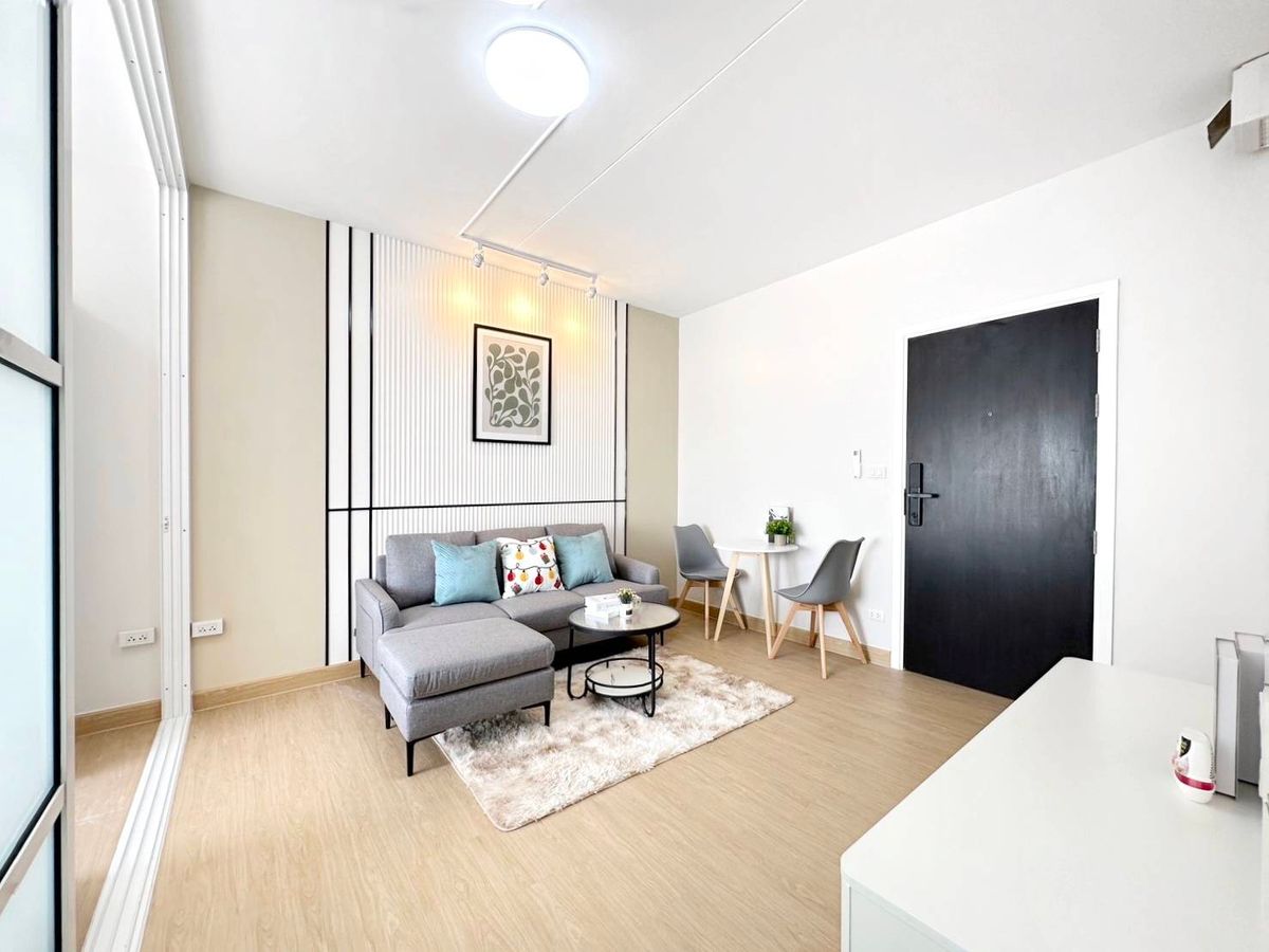 For SaleCondoChokchai 4, Ladprao 71, Ladprao 48, : ✨️ Pay lighter than rent! Get a wide room with a house, ready to be near Central Ladprao, near MRT and big mall.