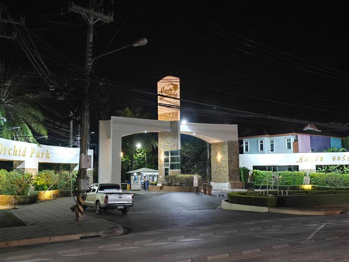 For SaleHouseRama 2, Bang Khun Thian : This summer is only worth it. In addition, solar cells on the roof help to save home electricity. Around the house, down to Micropol, 20 meters. The cheapest in the lamp  