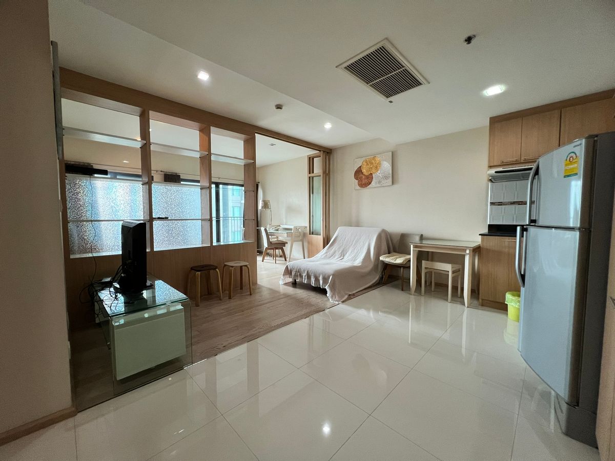 For SaleCondoSukhumvit, Asoke, Thonglor : Sell ​​📌 Noble Remix Sukhumvit 36 ​​Condo, BTS Thonglor 0 meters, 1 bedroom, large schedule, call room 065-2614622 Tammy