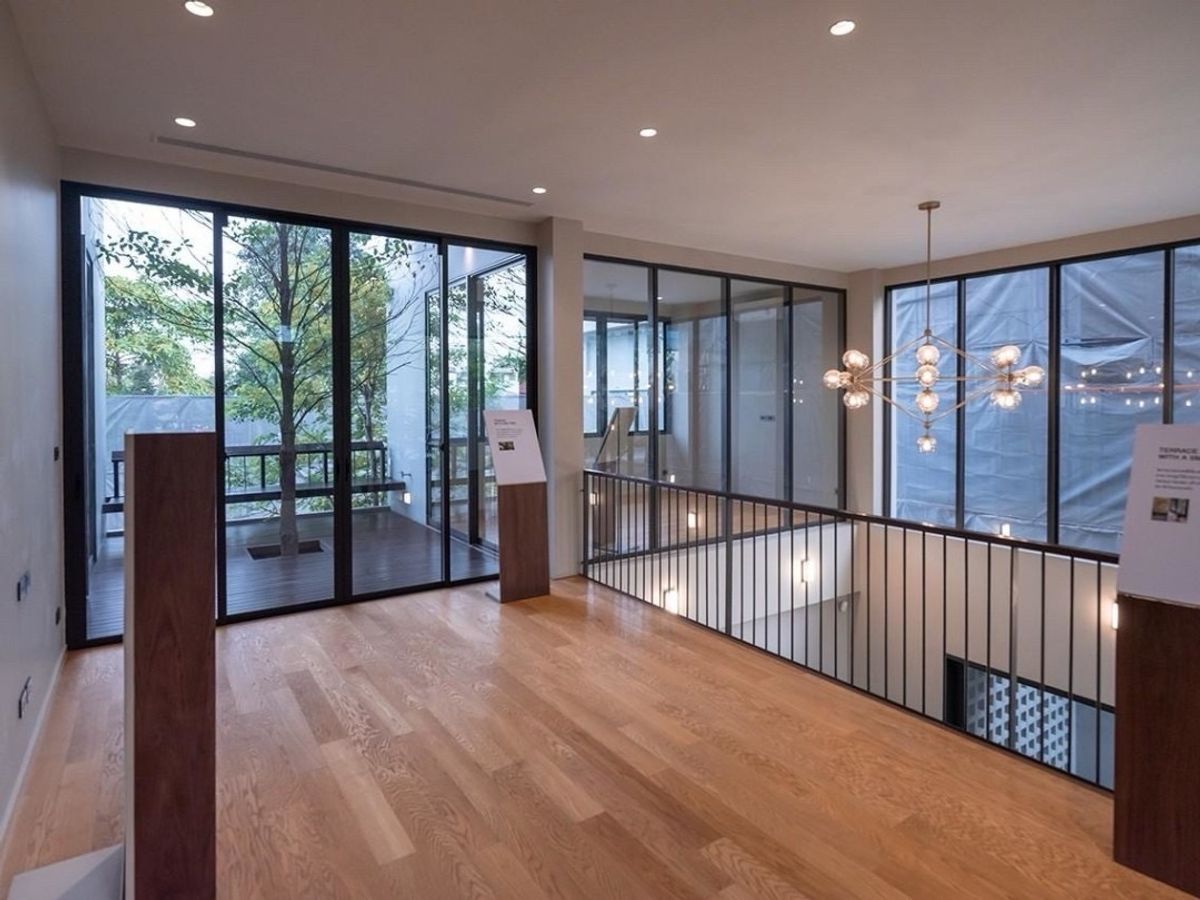 For SaleHouseSapankwai,Jatujak : Last !! Baanbaan Vibhavadi 20 house for sale, size 680 SQ.M, only 69 mb contact 086-795-9997 (Jimmy)