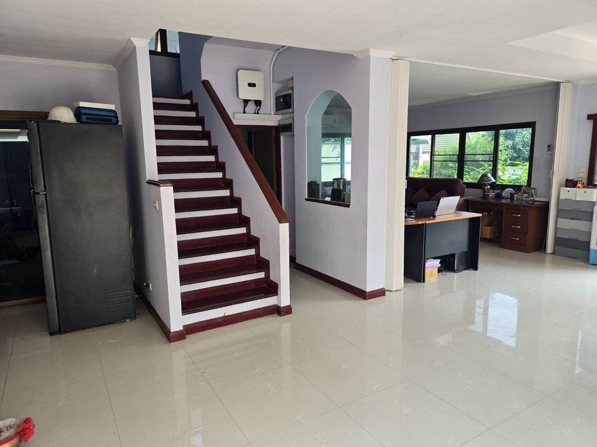 For SaleHouseRama 2, Bang Khun Thian : This summer is only worth it. In addition, solar cells on the roof help to save home electricity. Around the house, down to Micropol, 20 meters. The cheapest in the lamp  