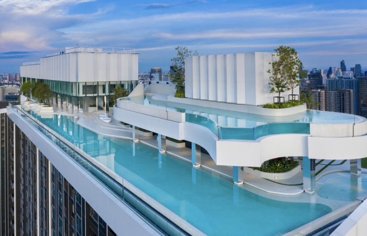ให้เช่าคอนโดพระราม 9 เพชรบุรีตัดใหม่ RCA : ห้องมุม Life Asoke Rama9 ชั้นสูง พร้อมอยู่