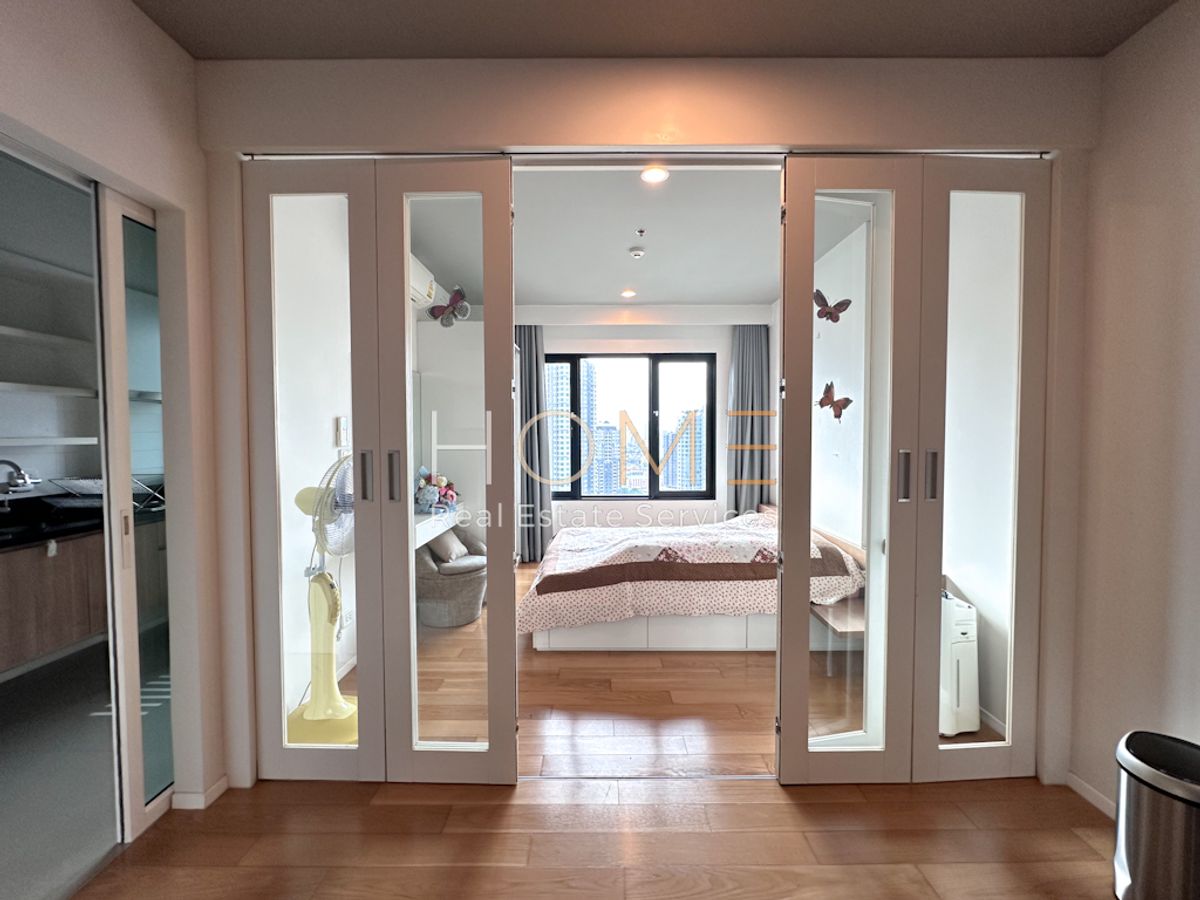 ขายคอนโดอ่อนนุช อุดมสุข : Blocs 77 / 1 Bedroom (FOR SALE), บลอคส์ 77 / 1 ห้องนอน (ขาย) HL1946