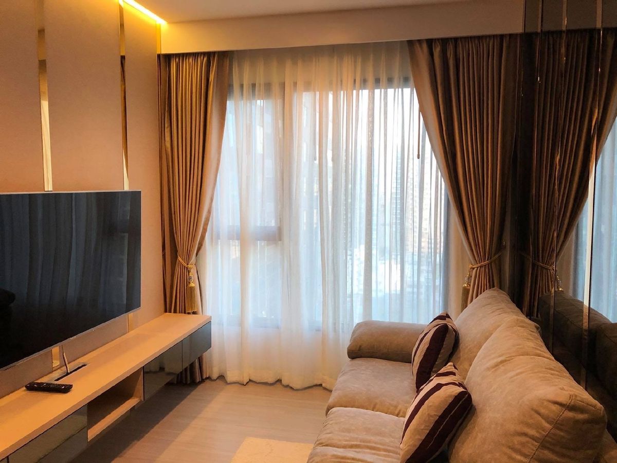 ให้เช่าคอนโดพระราม 9 เพชรบุรีตัดใหม่ RCA : life asoke rama 9 /1bedroom/36sqm./18 fl./24,500