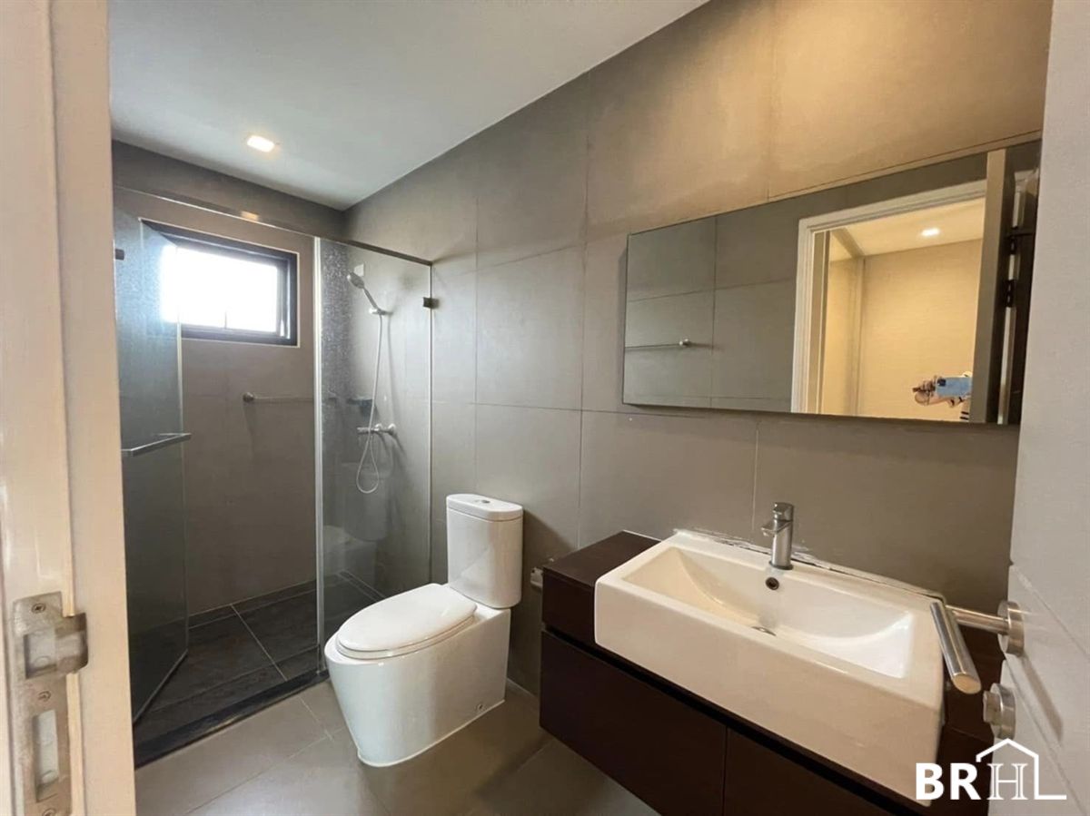 ขายทาวน์โฮมโชคชัย4 ลาดพร้าว71 : 🏨 ทาวน์โฮม ตกแต่งสไตล์โมเดิร์นลอฟต์ พร้อมบิ้วท์อิน เฟอร์ครบ ทำเลลาดพร้าว71🎯