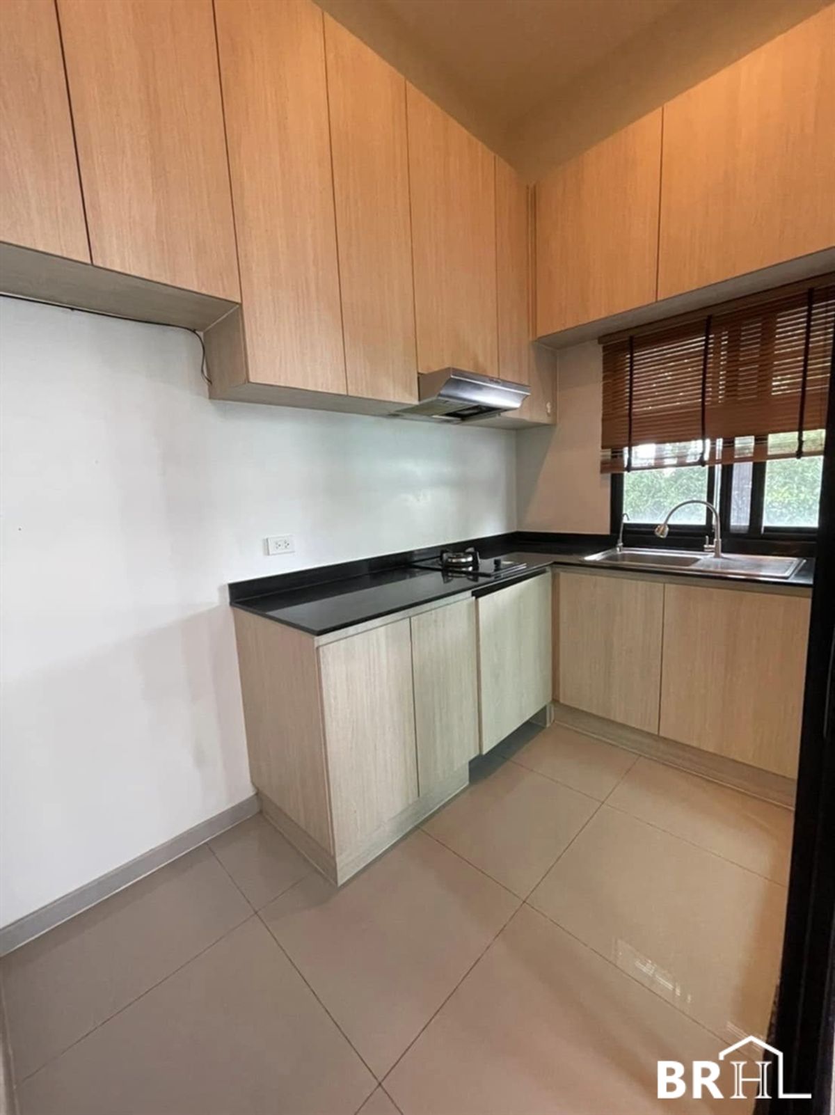 ขายทาวน์โฮมโชคชัย4 ลาดพร้าว71 : 🏨 ทาวน์โฮม ตกแต่งสไตล์โมเดิร์นลอฟต์ พร้อมบิ้วท์อิน เฟอร์ครบ ทำเลลาดพร้าว71🎯