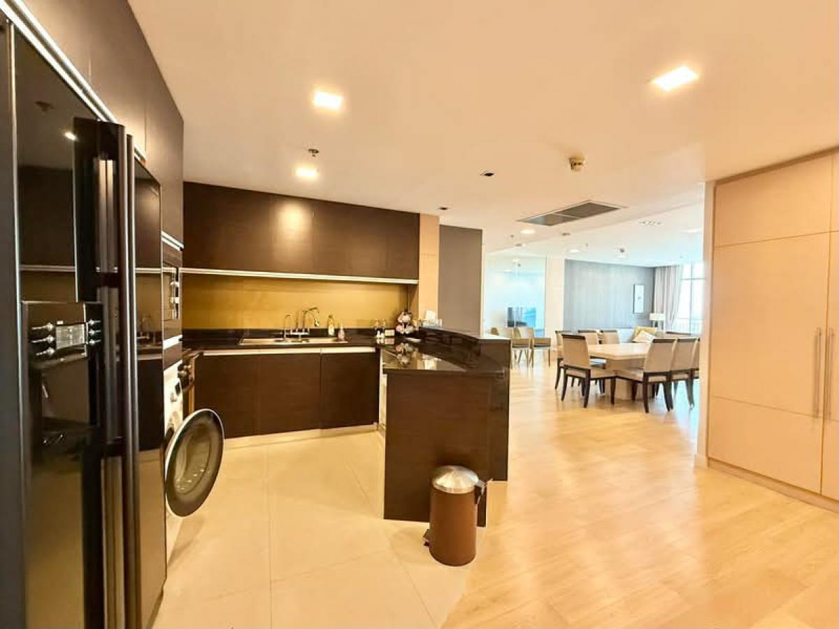 For SaleCondoSathorn, Narathiwat : Condo sale URBANA Sathorn