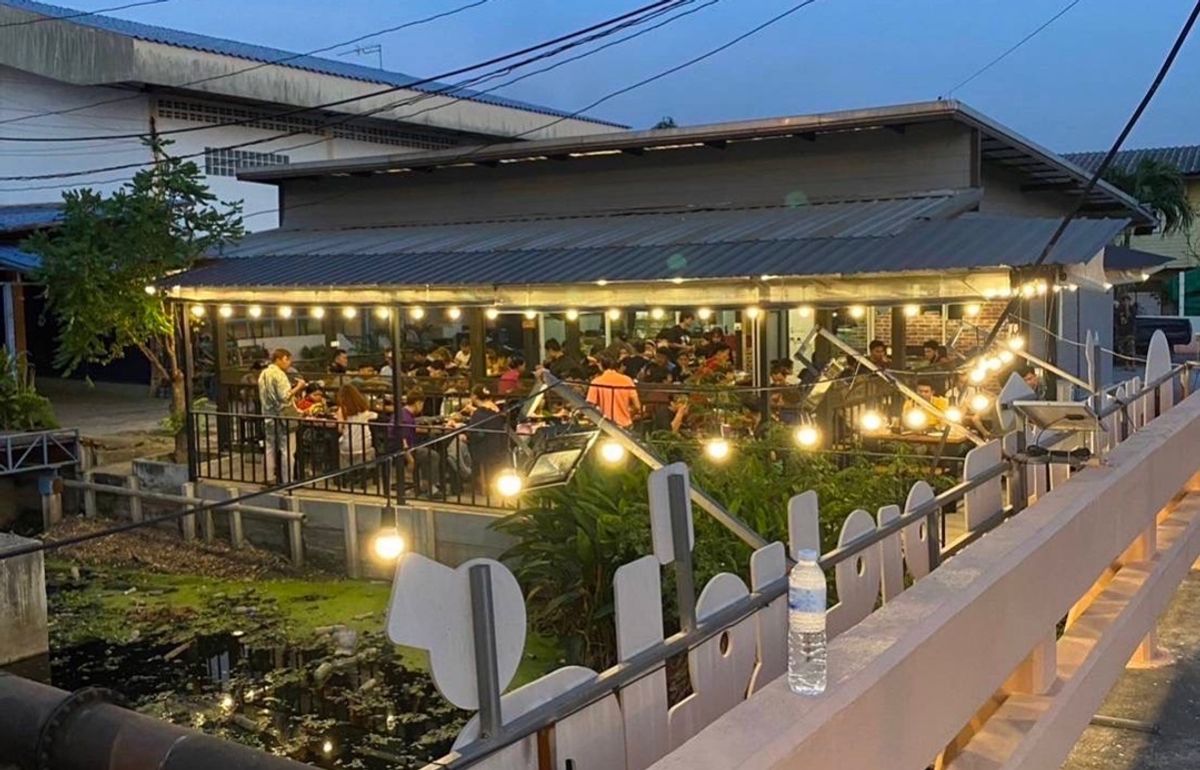 เซ้งร้านค้า/ตลาดนัดมหาชัย สมุทรสาคร : เซ้งร้านหมูกระทะ ติดถนนใหญ่เส้นเอกชัย สมุทรสาคร โพธิ์แจ้ มหาชัย เพียง 390,000 บ