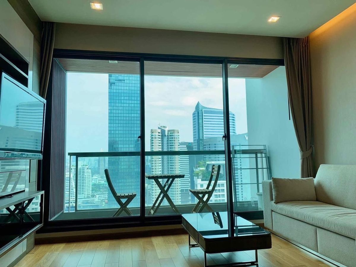 ให้เช่าคอนโดสาทร นราธิวาส : ด่วน❗️ว่างให้เช่าคอนโด ดิ แอดเดรส สาทร สนใจ แอดไลน์ @jhrrealestate