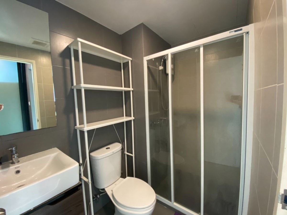 For SaleCondoKasetsart, Ratchayothin : 2 bedrooms, beautiful, complete, pond view Firing of good prices ⭐Kensington Pahol-Kaset