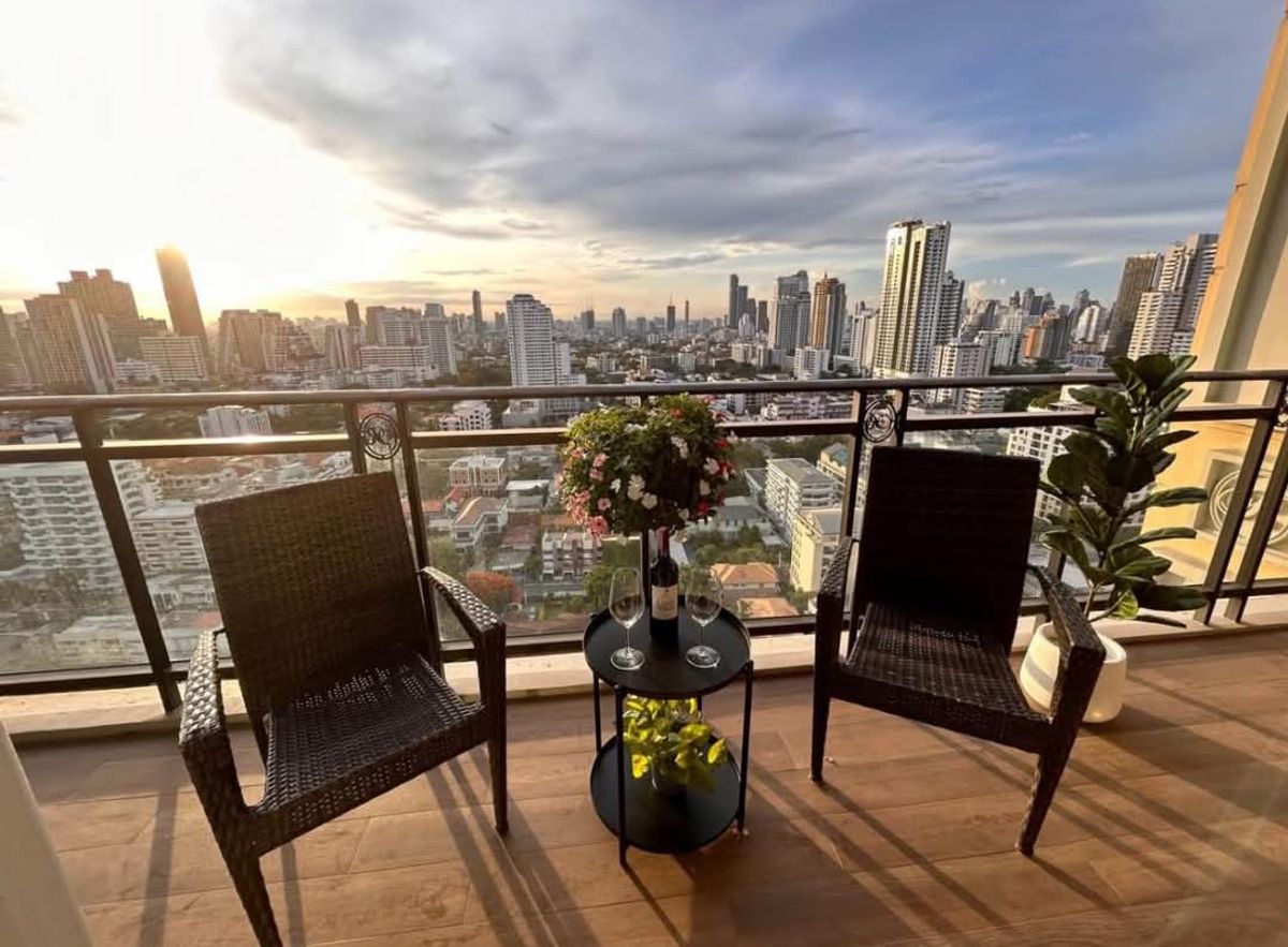 For RentCondoSukhumvit, Asoke, Thonglor : Coming Soon | Royce Private Residences • Phrom Phong | 2bed | 112SQ.M | RENT 90K