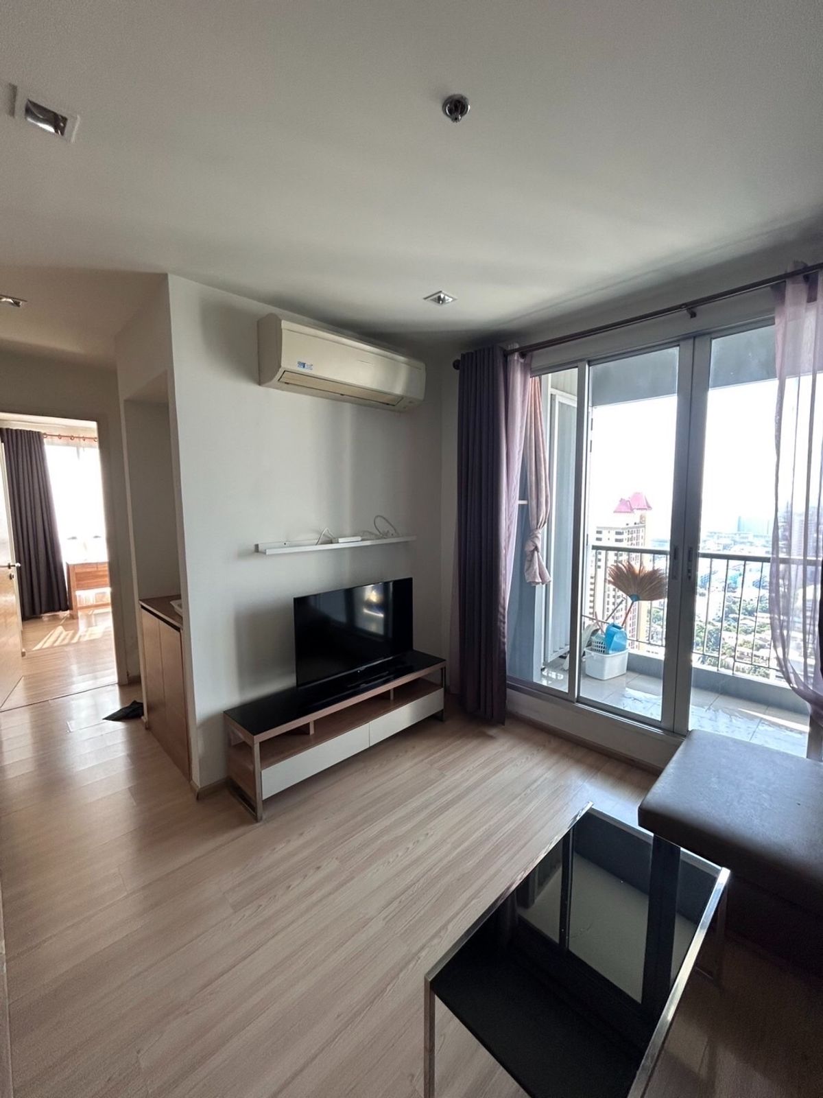 For RentCondoSapankwai,Jatujak : Rent RHYTHM-PHAHOL -ARI (2BAD2BATH 60 sqm.) Beautiful room, new condition, only 25,000 baht. Tel.0806265693 Khun Bam