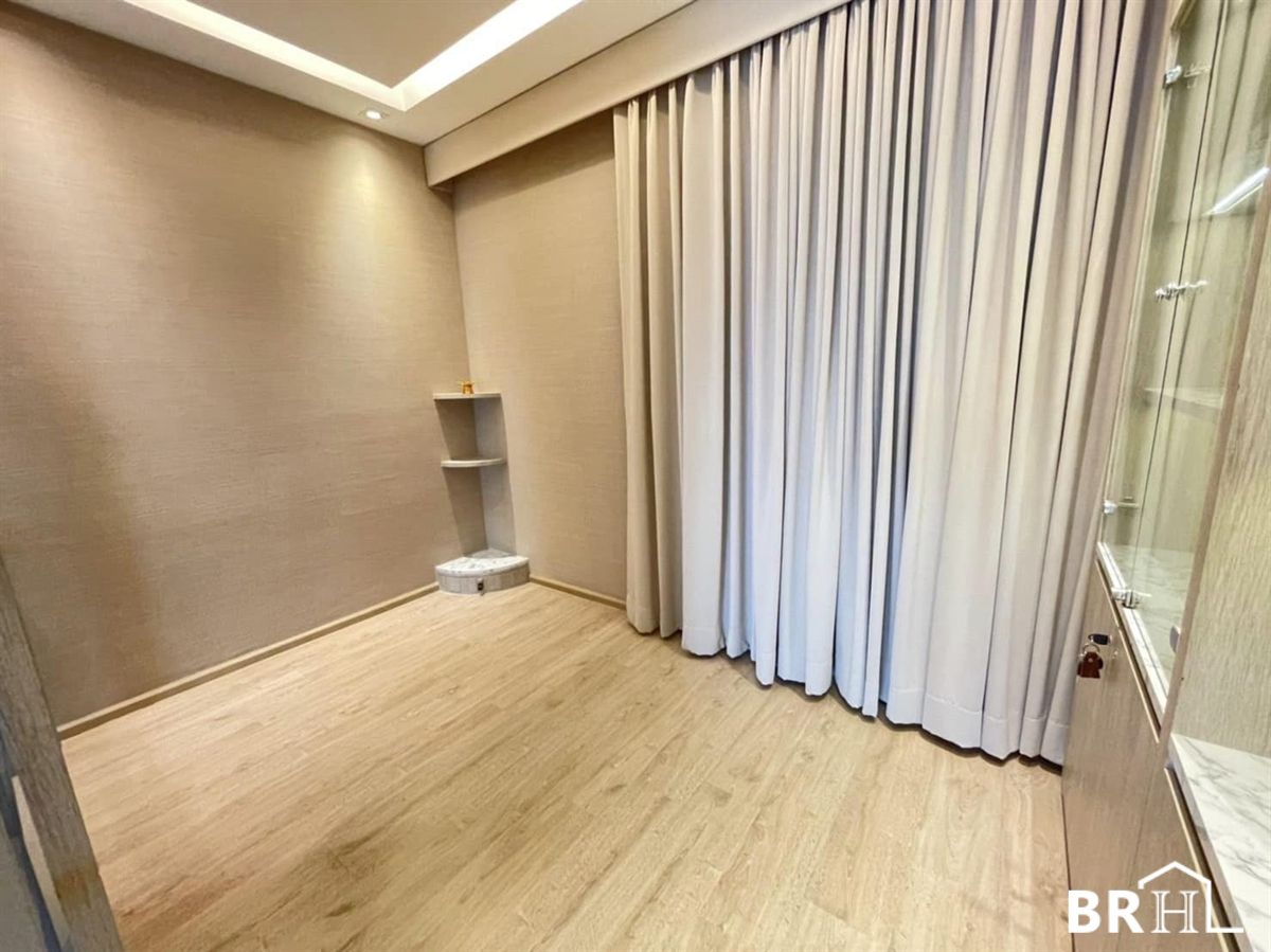 ขายทาวน์โฮมโชคชัย4 ลาดพร้าว71 : 🏨 ทาวน์โฮม ตกแต่งสไตล์โมเดิร์นลอฟต์ พร้อมบิ้วท์อิน เฟอร์ครบ ทำเลลาดพร้าว71🎯