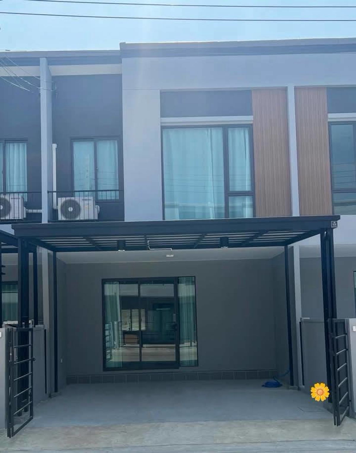 For RentHouseSamut Prakan,Samrong : #2 -storey townhome rental, 3 bedrooms, 2 bathrooms, Pleino Sukhumvit Project, Bang Na 2, near Mega Bangna, complete furniture, ready to be rental price 32,000 baht / month