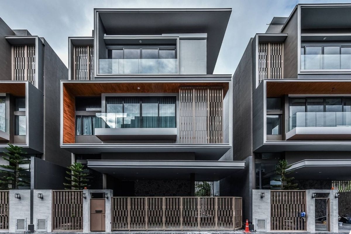 บ้านรัชดา ห้วยขวาง : 🔥สำหรับขาย - เช่า🔥 บ้านเดี่ยว !! Code C20240201408.......The Privatier Ratchada 32, 4 ห้องนอน, 6 ห้องน้ำ, 3 ชั้น, แต่งครบ, หรูหรา, พร้อมเข้าอยู่, ราคาพิเศษ!!📣📣