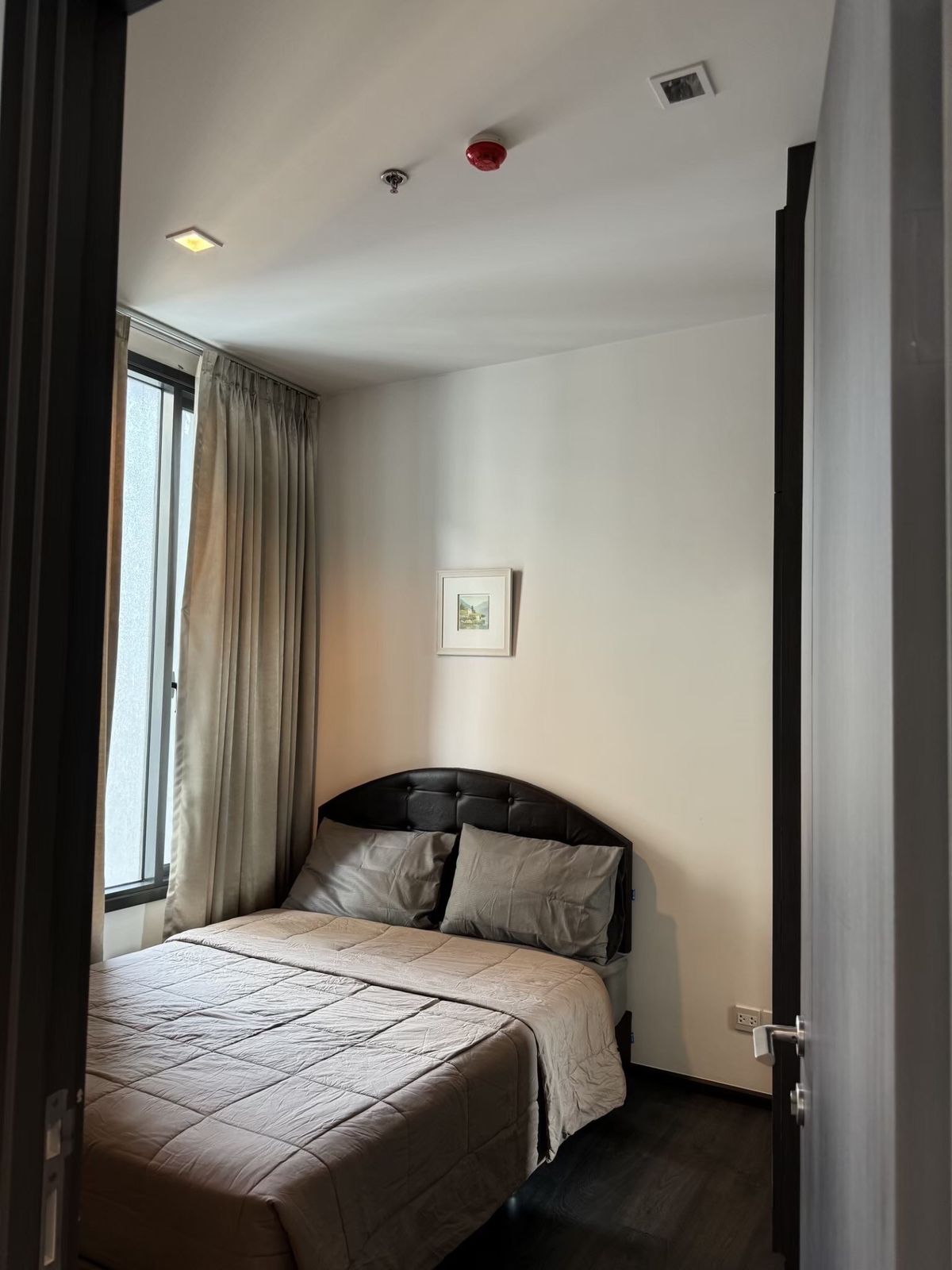 ขายคอนโดสุขุมวิท อโศก ทองหล่อ : Foreigner Quota ขายพร้อมผู้เช่า EDGE Sukhumvit 23 ราคา 6,350,000 บาท [SHN00256]