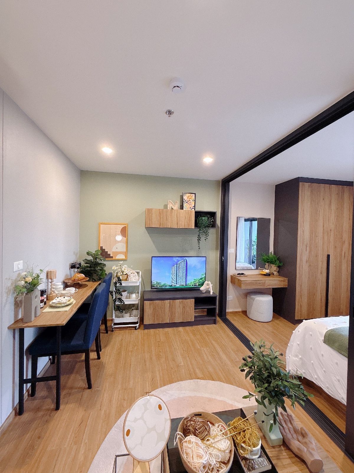 For SaleCondoLadprao, Central Ladprao : 𝐓𝐇𝐄 𝐕𝐈𝐁𝐄 𝐕𝐈𝐁𝐄 𝐕𝐈𝐁𝐄 𝟏𝟏, 𝟏𝟏, 𝟎𝟎𝟎/month, do not have to pay down payment 𝟎 baht for free, every fee  