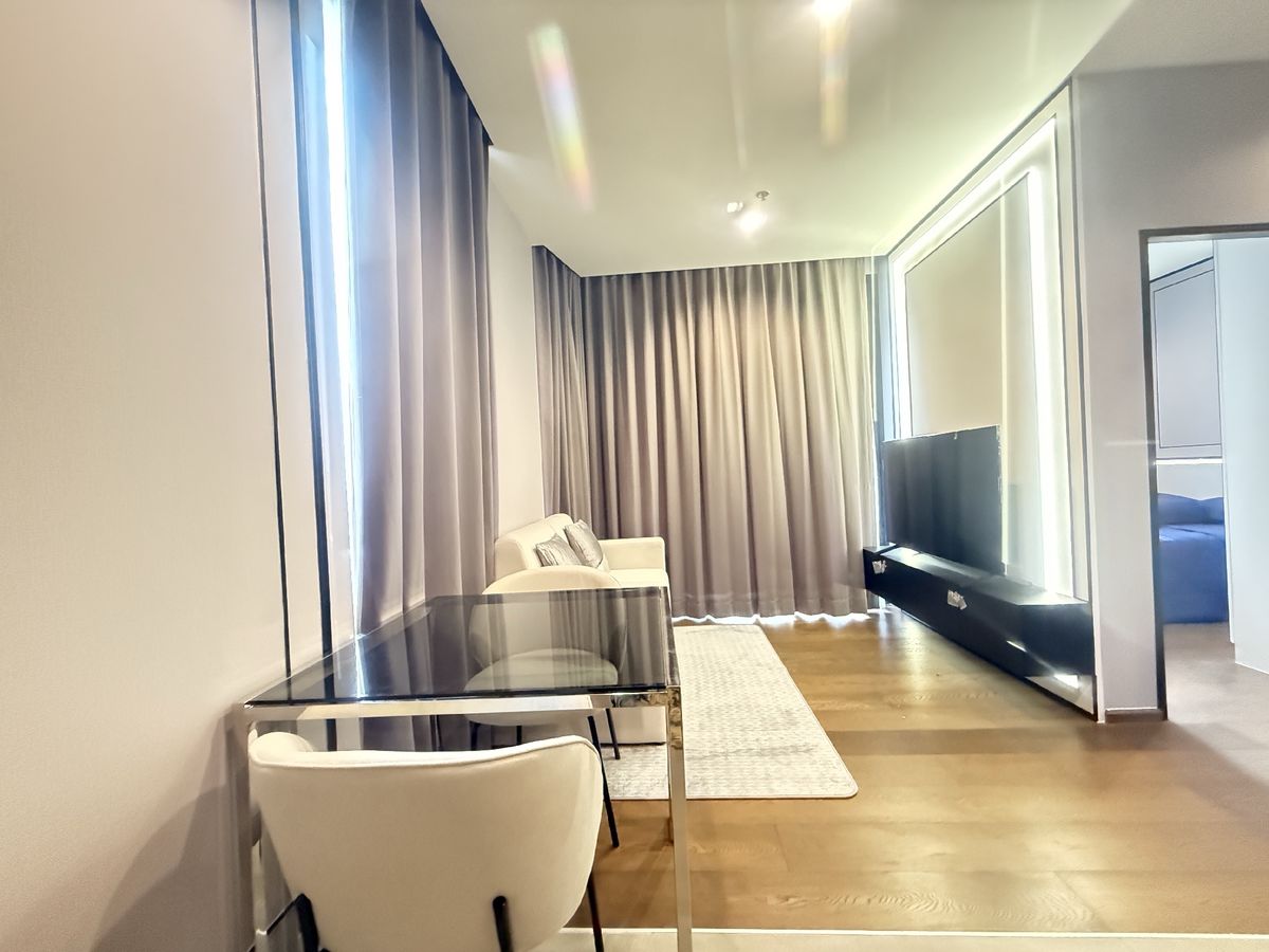 ให้เช่าคอนโดสุขุมวิท อโศก ทองหล่อ : 📍ด่วน ห้องไม่ร้าว สภาพเนี๊ยบปกติดี New room For Rent (Available, Ready to move in)👉  Ideo Q Sukhumvit 36  By Ananda Development ▪️Usable space: 50 Sqm.▪️Type: 2Bedrooms 1Bathroom▪️Rent 50,000Baht/month▪️Fully Furnished ▪️Floor 9