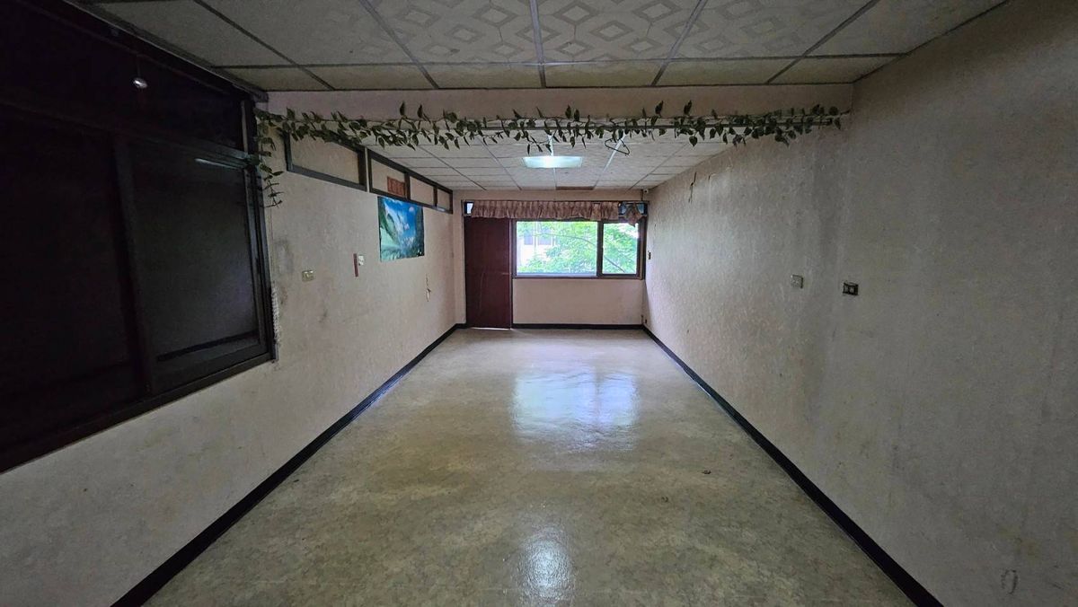 ให้เช่าอาคารพาณิชย์เยาวราช บางลำพู : ให้เช่าอาคารพาณิชย์ 2คูหา 5 นาที-MRTวัดมังกร (N.1235)