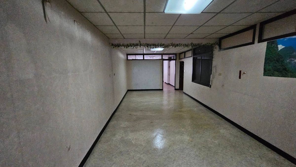 ให้เช่าอาคารพาณิชย์เยาวราช บางลำพู : ให้เช่าอาคารพาณิชย์ 2คูหา 5 นาที-MRTวัดมังกร (N.1235)