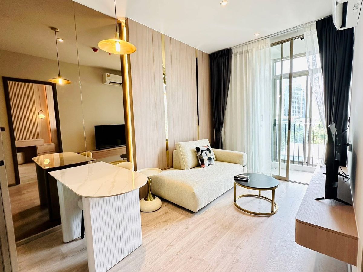ให้เช่าคอนโดสุขุมวิท อโศก ทองหล่อ : For rent  Rhythm Ekkamai 