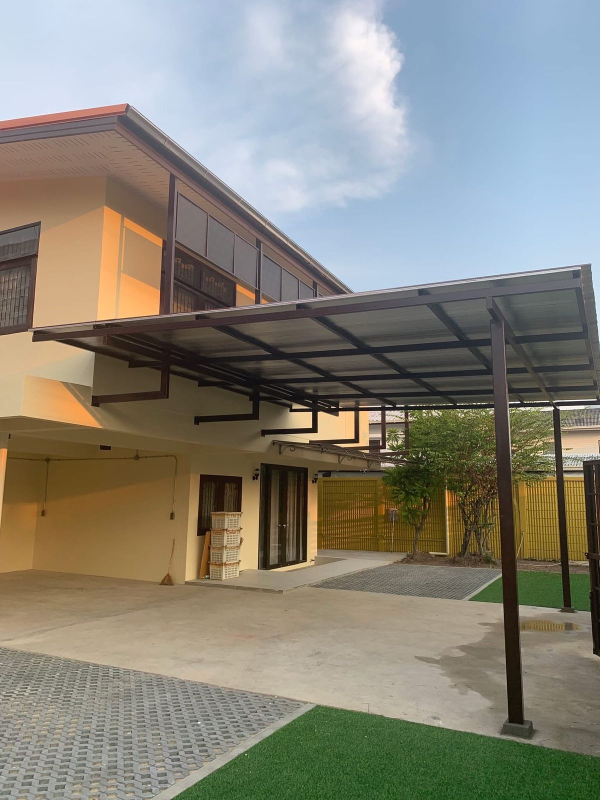 ให้เช่าบ้านสุขุมวิท อโศก ทองหล่อ : LTH12155 – Home FOR RENT Sukhumvit 64 Size 100 sqw. 400 sqm. 4 beds 3 baths Near BTS Punnawithi Station ONLY 50K/Month