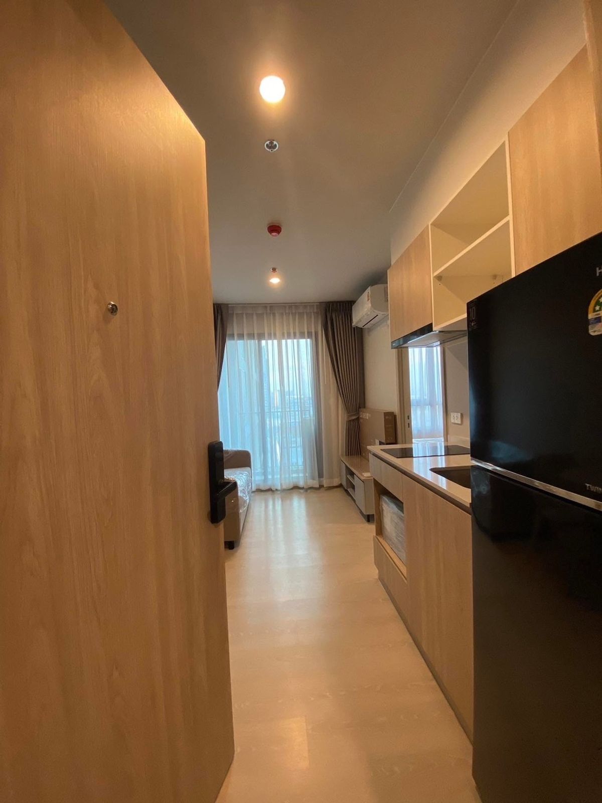 For RentCondoBangna, Bearing, Lasalle : NUBLE Nue Mega Plus Bangna Condo for Rent (Noble New Mega Plus Bangna) Floor: 12 Size: 26 sqm. Price: 14,000 baht   Nearby places: mega bangna 