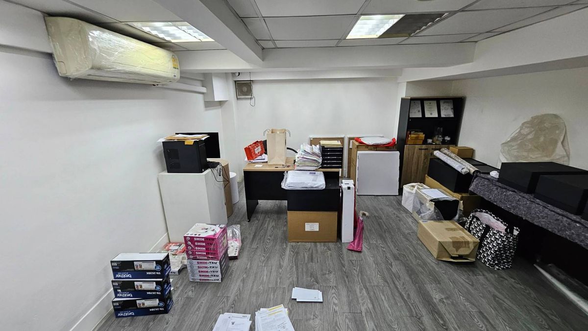 ให้เช่าอาคารพาณิชย์เยาวราช บางลำพู : ให้เช่าอาคารพาณิชย์ 2คูหา 5 นาที-MRTวัดมังกร (N.1235)