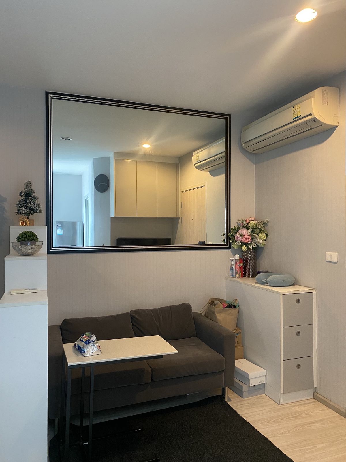 ให้เช่าคอนโดบางนา แบริ่ง ลาซาล : For rent Ideo Mobi Sukhumvit Eastgate Studio 22sq.m 10,000 THB (early move in) Fully furnished minimum 1 year contract close to BTS Bangna only 80 m. ready to move in 