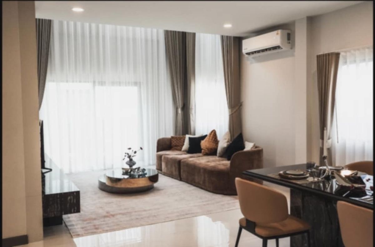 For RentHouseBangna, Bearing, Lasalle : 💥Forrent💥4Bed • The City Bangna