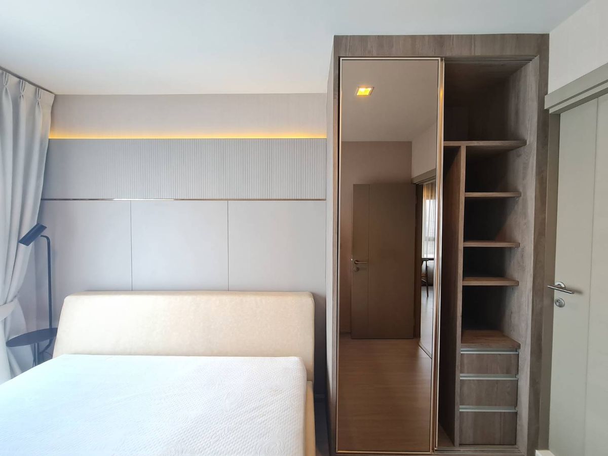 For SaleCondoRama9, Petchburi, RCA : Foreigner Quota for sale with tenants Life Asoke Rama 9 Price 5,600,000 baht [SHN00274]