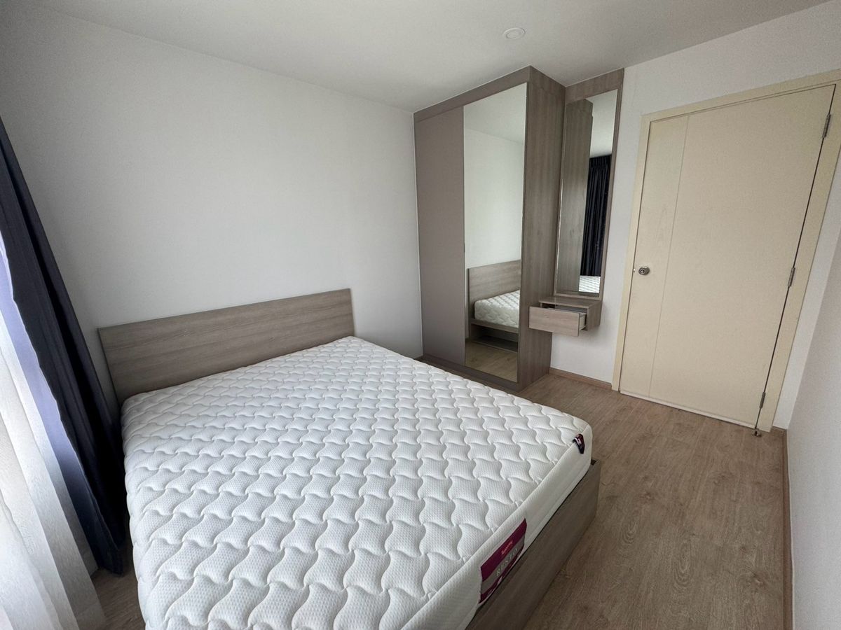 For SaleCondoKasetsart, Ratchayothin : Condo views, ponds, near Kasetsart, Kaset Nawamin line, can access in many ways