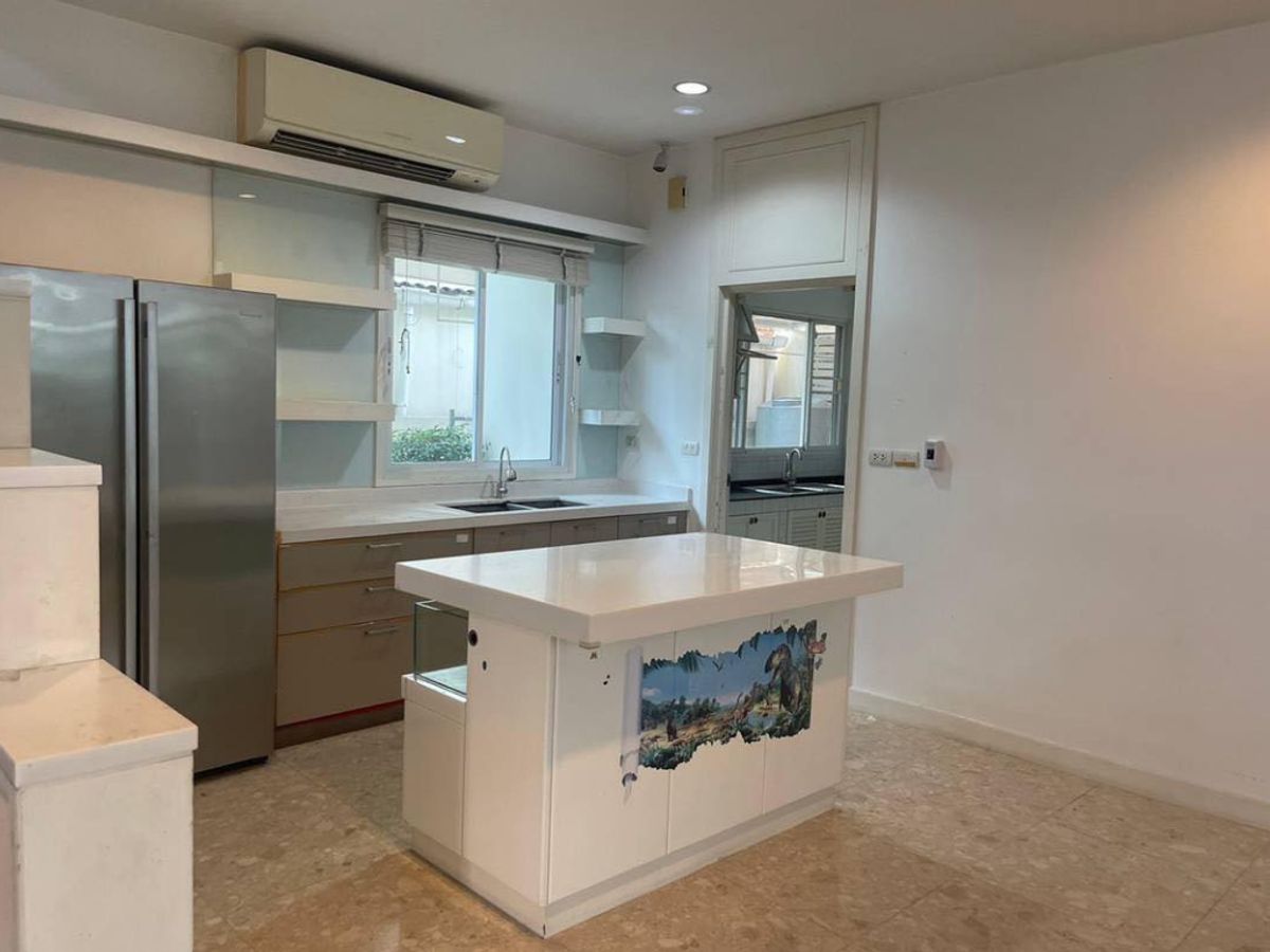 For SaleHouseNawamin, Ramindra : Hot price Luxury 3-Story House for Sale #GrandBangkokBoulevard #RatchadaRamintra, 2 Minutes to Fashion Island, Near Expressway, Near MRT