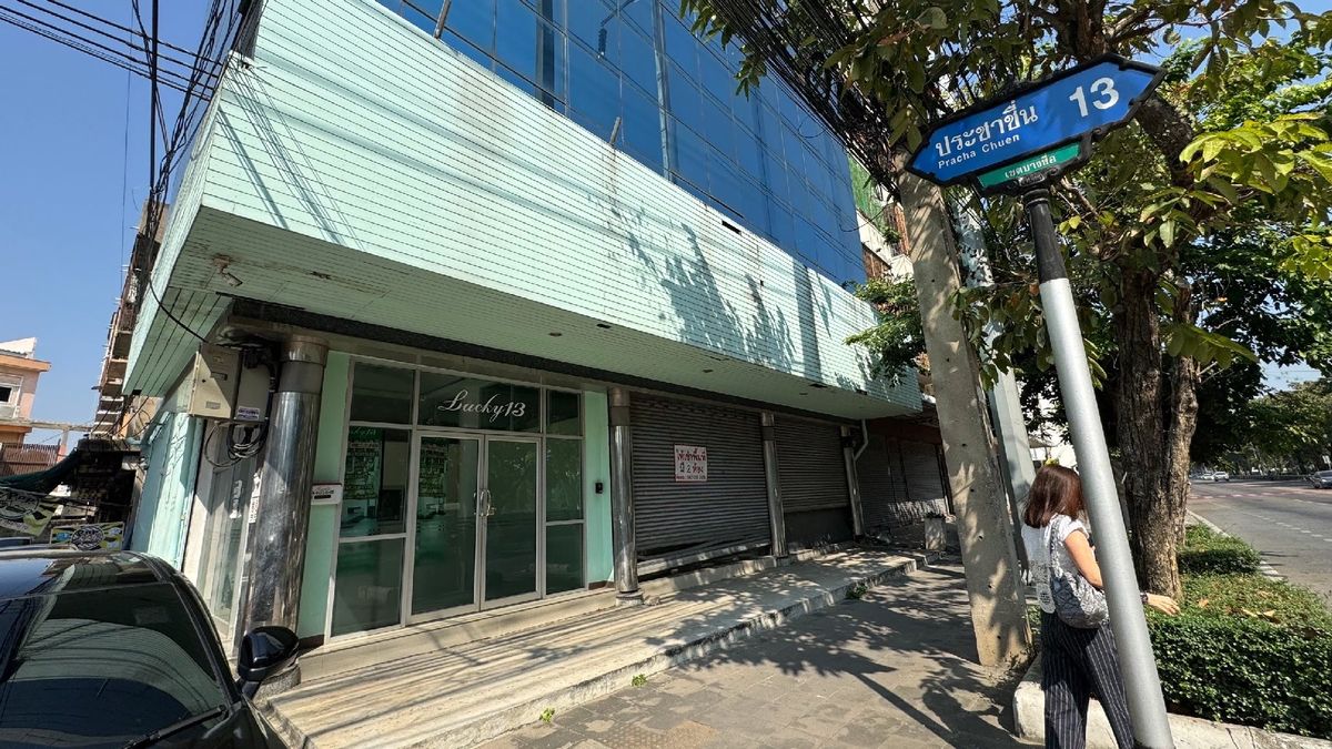 For SaleHotel&Apartment BusinessBang Sue, Wong Sawang, Tao Pun : Commercial building for sale, Prachachuen, suitable for apartments