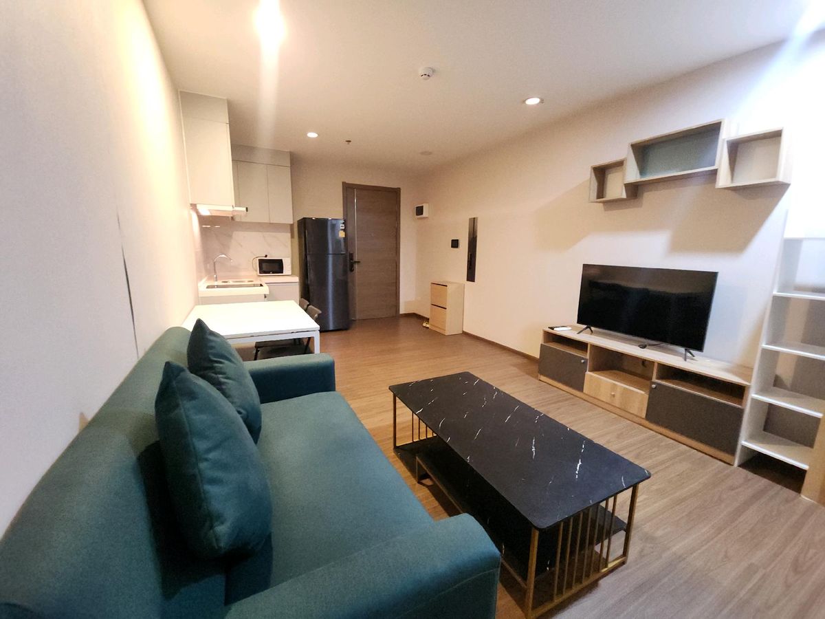 For RentCondoRatchadapisek, Huaikwang, Suttisan : 🔴15,000 ฿ 🔴 𝐀𝐫𝐭𝐢𝐬𝐚𝐧 𝐀𝐫𝐭𝐢𝐬𝐚𝐧 ┃ Artisan Ratchada ✅ Near MRT Cultural Center (can stay 23 May 68) 
 
 Welcome 🙏 (very fast answer): 
 📱 Property code 6804-3003 
 📱: ID LINE:@bbcondo88 
 
