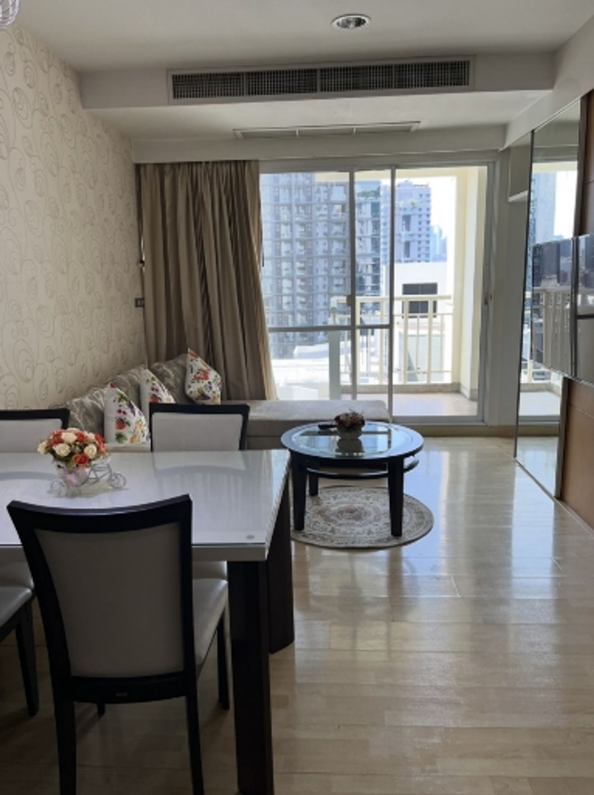 ให้เช่าคอนโดสุขุมวิท อโศก ทองหล่อ : condo for rent at 59 heritage สุขุมวิท 59 Near BTS Thonglo  ตึกB  2นอน 2 น้ำ (with bathtub)  size 66.17 sqm.  Parking 1 car on 15th floor