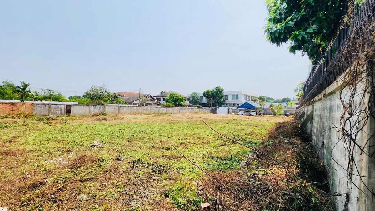 ขายที่ดินนวมินทร์ รามอินทรา : 📢👇ที่ดินสวย ทรงสี่เหลี่ยม ถมแล้ว อยู่ในย่านชุมชน เดินทางสะดวกหลายเส้นทาง ใกล้ทางด่วน