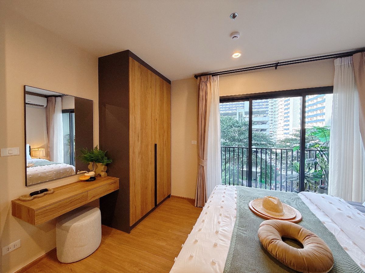 For SaleCondoLadprao, Central Ladprao : 𝐓𝐇𝐄 𝐕𝐈𝐁𝐄 𝐕𝐈𝐁𝐄 𝐕𝐈𝐁𝐄 𝟏𝟏, 𝟏𝟏, 𝟎𝟎𝟎/month, do not have to pay down payment 𝟎 baht for free, every fee  