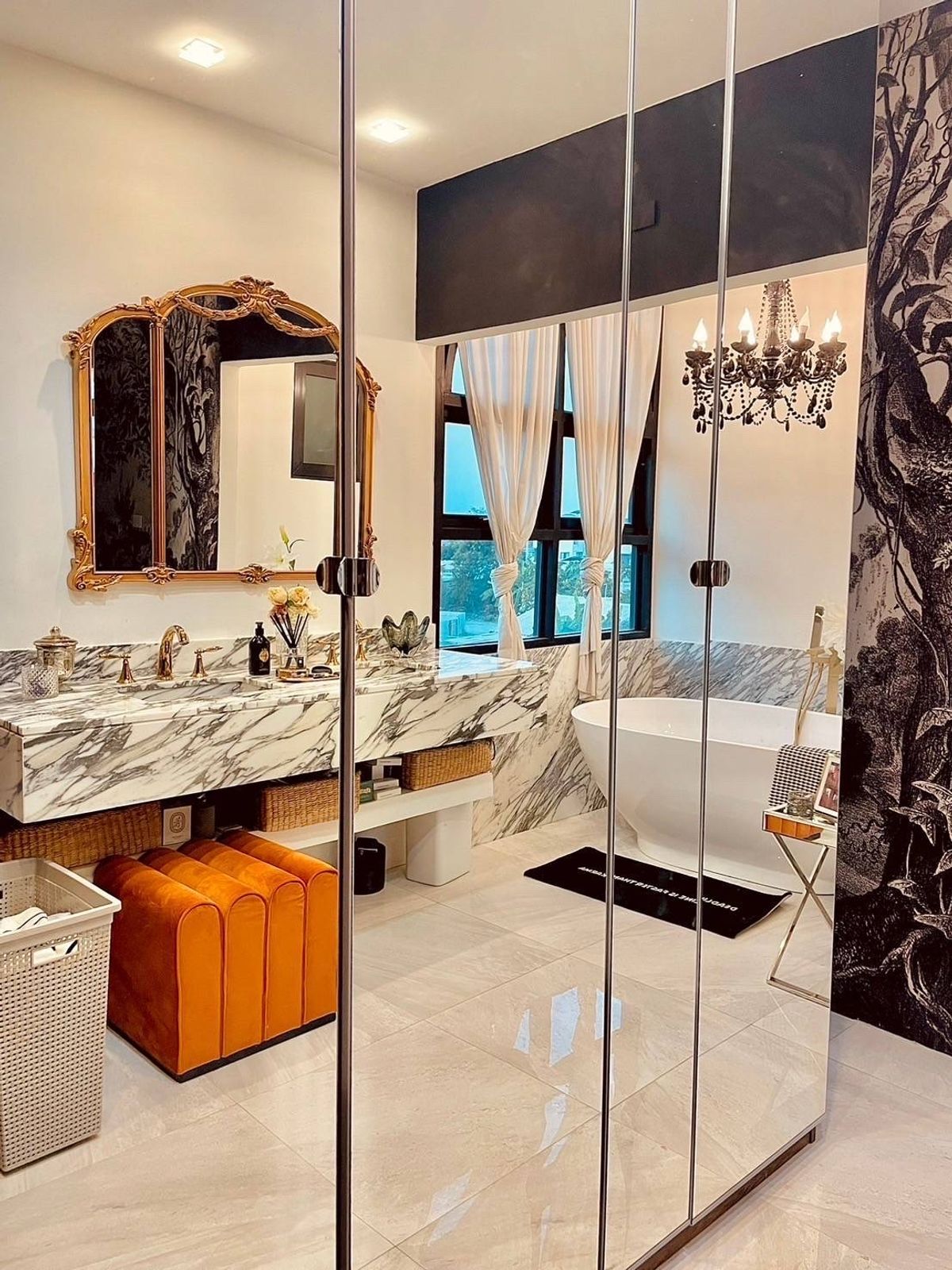 ขายทาวน์โฮมลาดกระบัง สุวรรณภูมิ : ทาวน์โฮม บ้านกลางเมือง พระราม 9 - อ่อนนุช ราคาสุดคุ้ม เจ้าของซื้อจากโครงการมือ 1 ซื้อมาต่อเติมเอง ไม่เคยปล่อยเช่า 