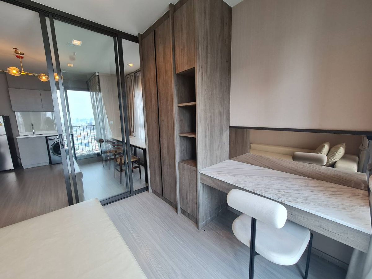 For SaleCondoRama9, Petchburi, RCA : Foreigner Quota for sale with tenants Life Asoke Rama 9 Price 5,600,000 baht [SHN00274]