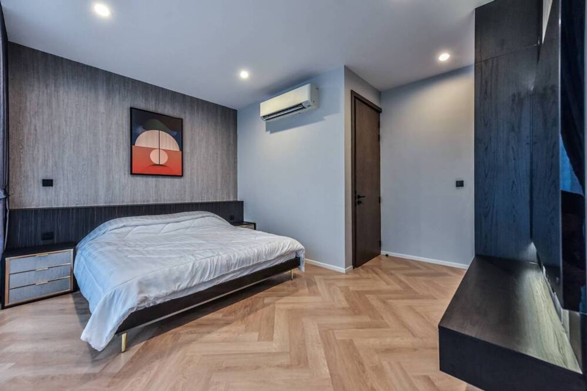 บ้านรัชดา ห้วยขวาง : 🔥สำหรับขาย - เช่า🔥 บ้านเดี่ยว !! Code C20240201408.......The Privatier Ratchada 32, 4 ห้องนอน, 6 ห้องน้ำ, 3 ชั้น, แต่งครบ, หรูหรา, พร้อมเข้าอยู่, ราคาพิเศษ!!📣📣