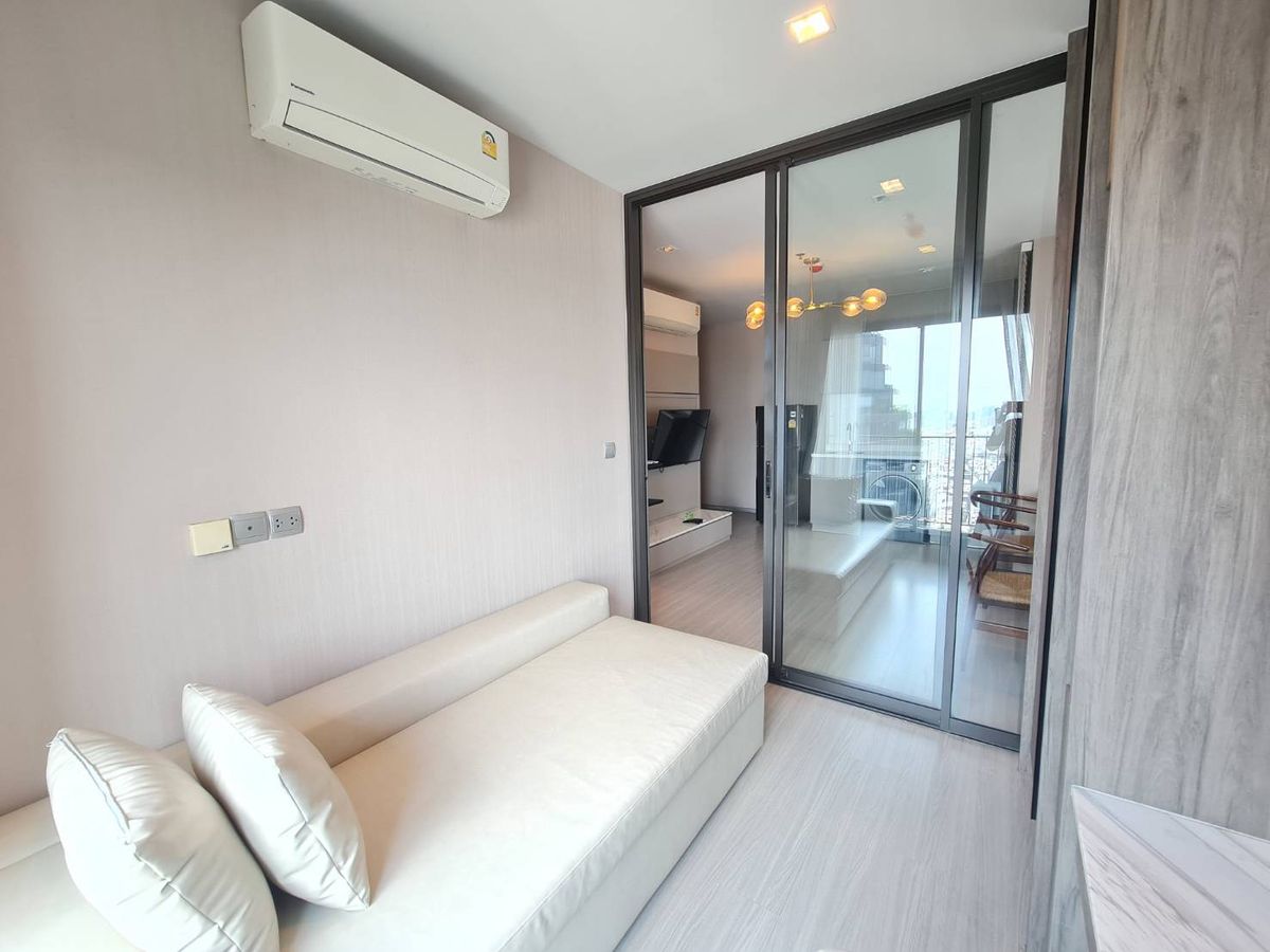 For SaleCondoRama9, Petchburi, RCA : Foreigner Quota for sale with tenants Life Asoke Rama 9 Price 5,600,000 baht [SHN00274]