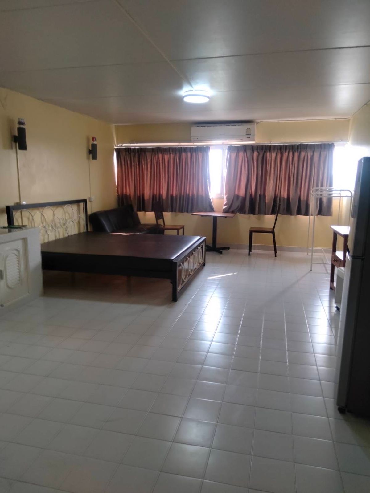 For RentCondoChaengwatana, Muangthong : Popula Condo for Rent, T1 Building, Floor 14, near the elevator with