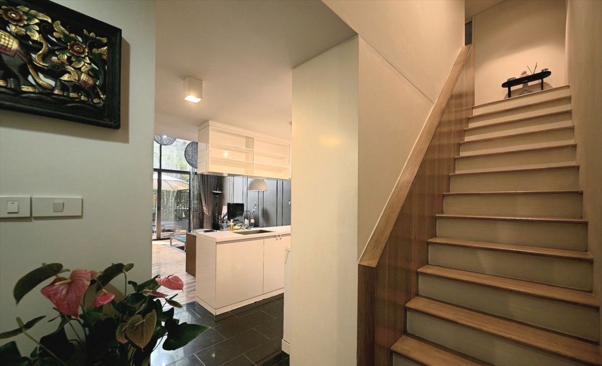 ขายคอนโดสุขุมวิท อโศก ทองหล่อ : For Sale : Siamese Gioia Duplex 3Bed3Bath 137.5 sqm Private balcony 