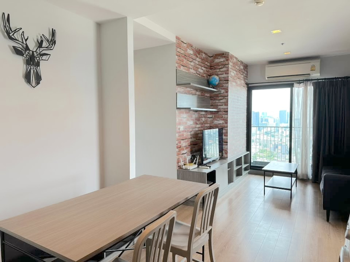 For SaleCondoLadprao, Central Ladprao : 🔥 selling hot deal, the cheapest Chapter One Midtown 2 Bed, only 6.39 MB. Cheap, small, very worthwhile site.