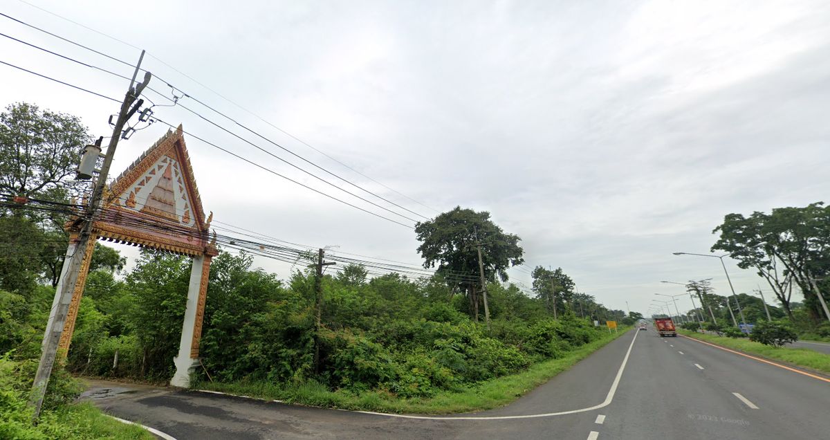 ขายที่ดินบุรีรัมย์ : ที่ดิน เอกสารสิทธิโฉนดครุฑแดง เนื้อที่รวม 11-0-51.7 ไร่