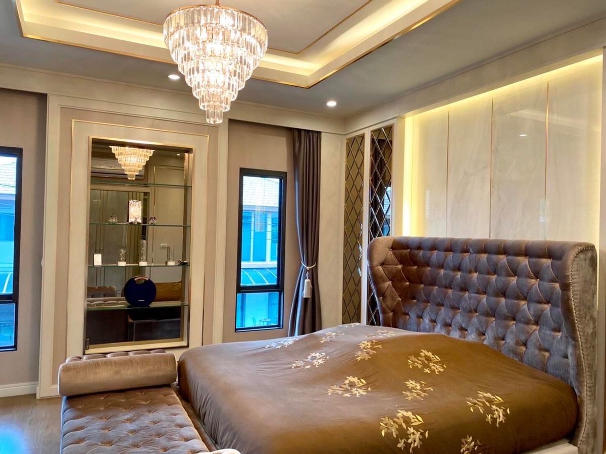 ขายบ้านพัฒนาการ ศรีนครินทร์ : 📢👇ขายทำเลดีใกล้ห้างสรรพสินค้าโรงเรียนโรงพยาบาลเดินทางสะดวกหลายเส้นทางเดินทางสะดวกหลายเส้นทาง